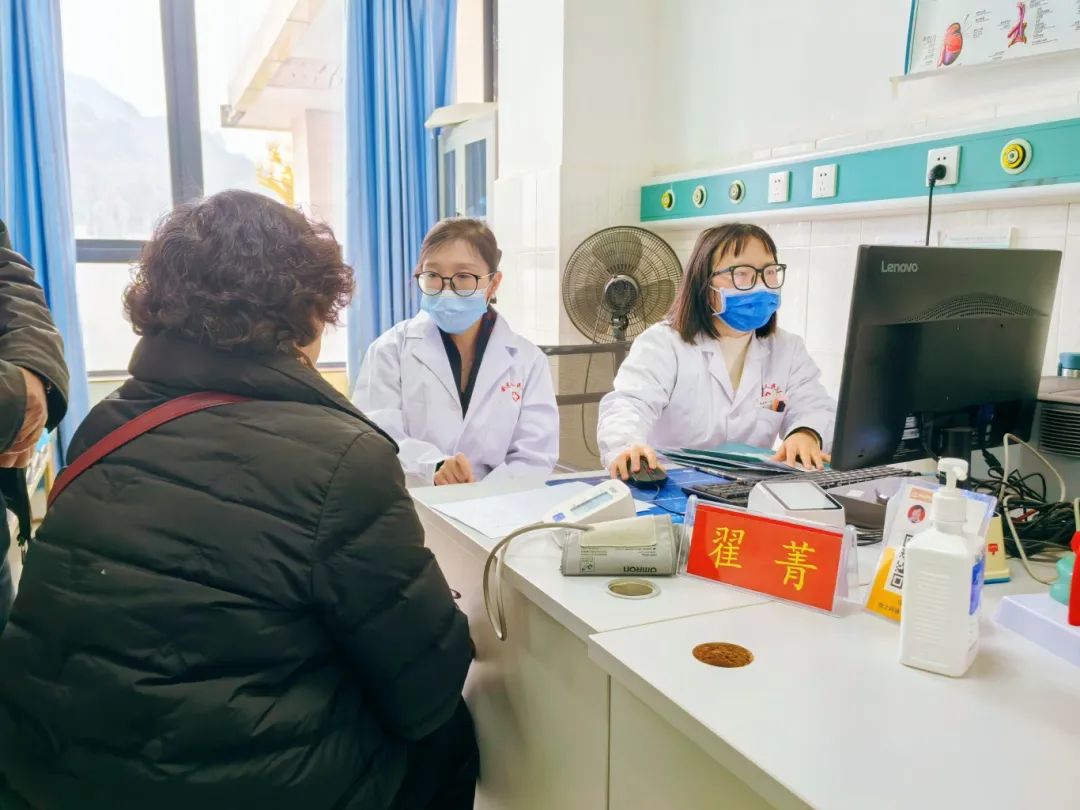 「技术融合，诊疗升级」—— 昆明三博脑科医院与安龙县人民医院技术协作，致力打造高效诊疗体系