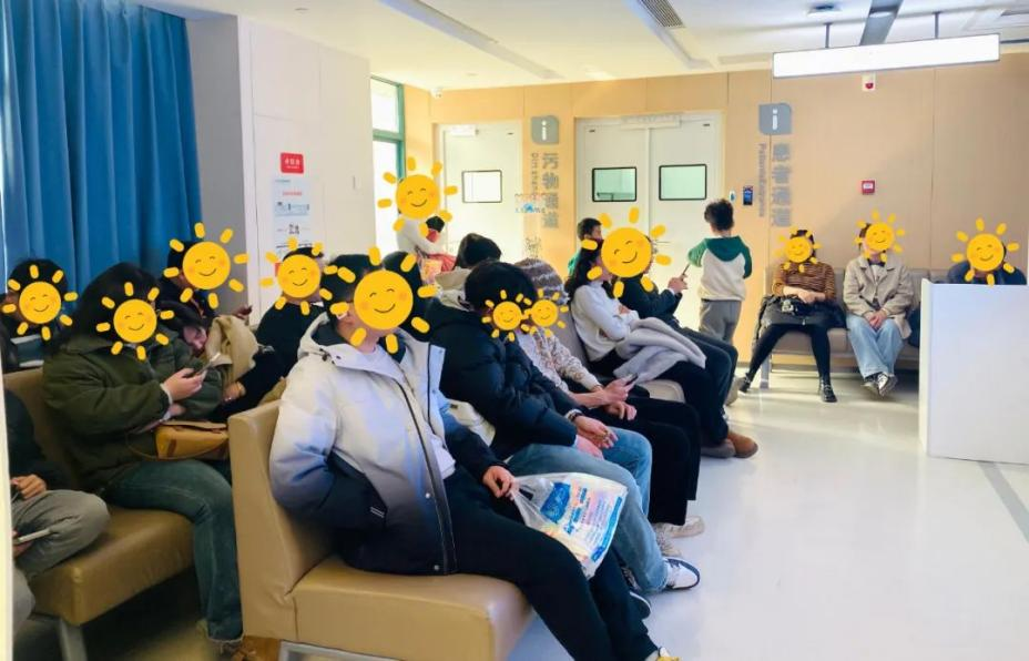 做完近视手术需要休息几天？武汉普瑞眼科关念介绍手术流程