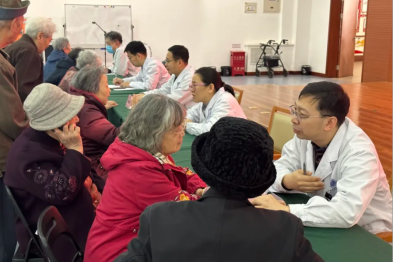 情满养护院，关爱送健康