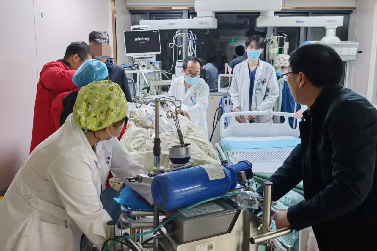 42 小时三场生死急救，南医大二附院心血管中心与时间赛跑