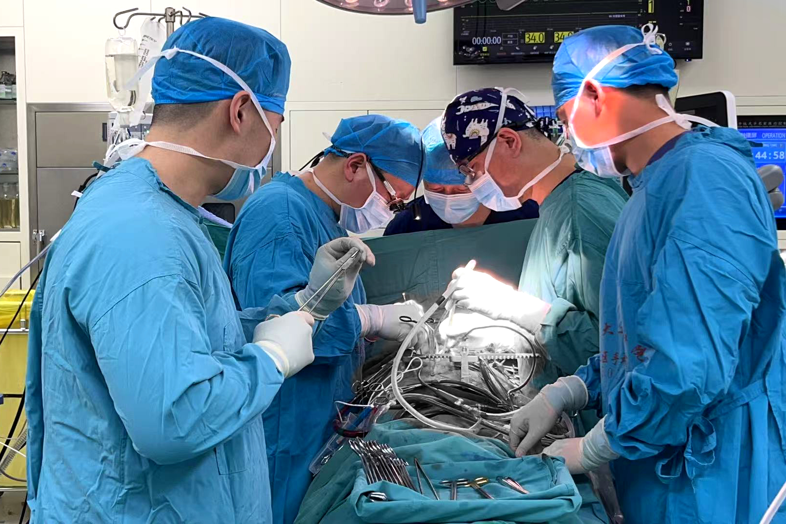 42 小时三场生死急救，南医大二附院心血管中心与时间赛跑