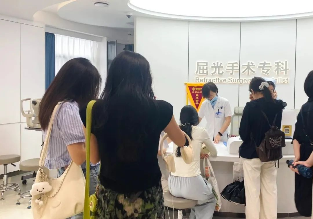 关念科普：精准 EVO ICL 晶体植入术后会干眼吗？