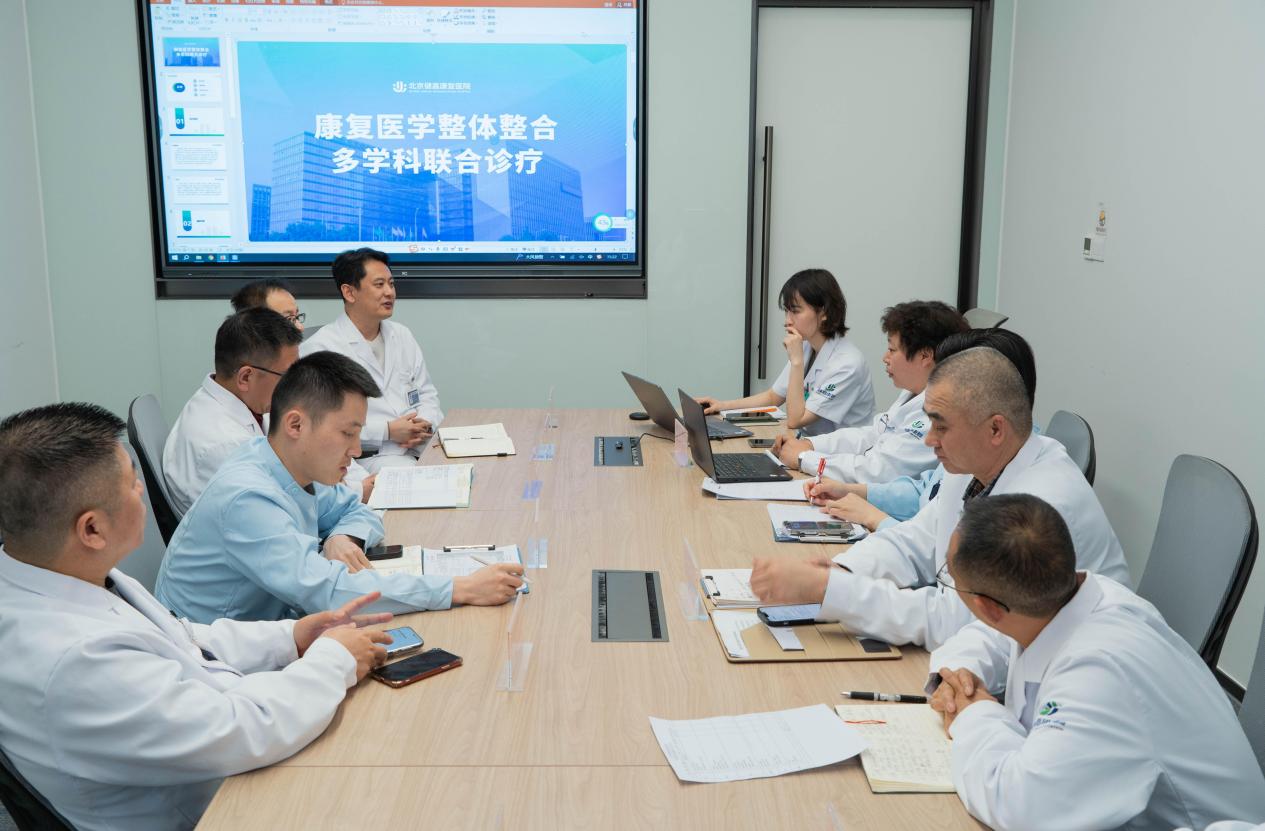 健康警钟：直面心脏骤停年轻化危机