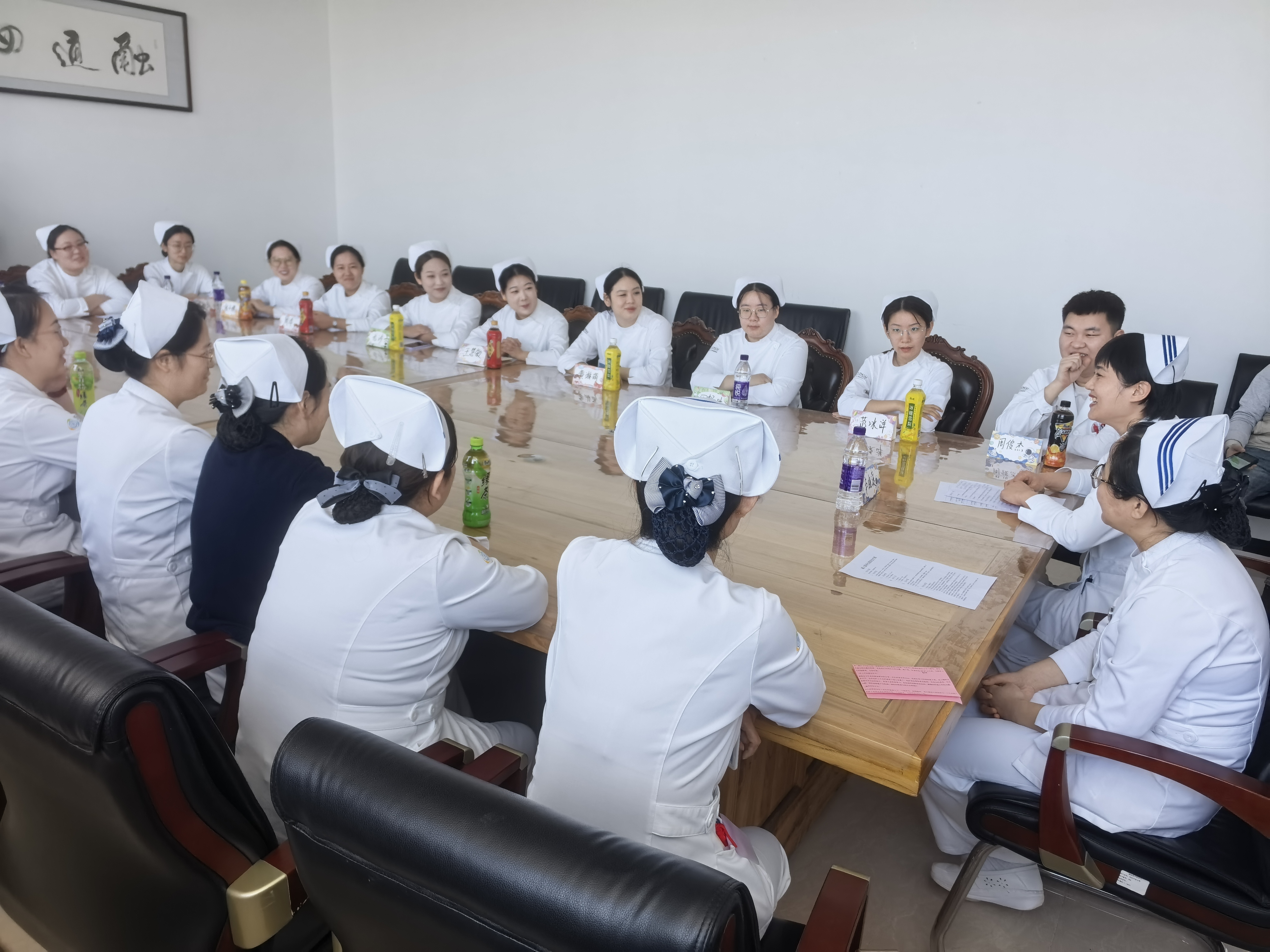 倾听「新」声，凝「新」聚力——河北一洲肿瘤医院举办新入职护士座谈会