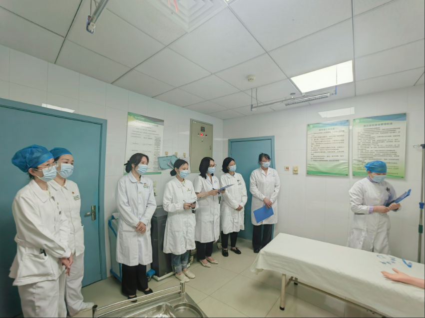 中国防痨协会专家莅临安徽省胸科医院开展结核病临床护理培训基地中期督查工作