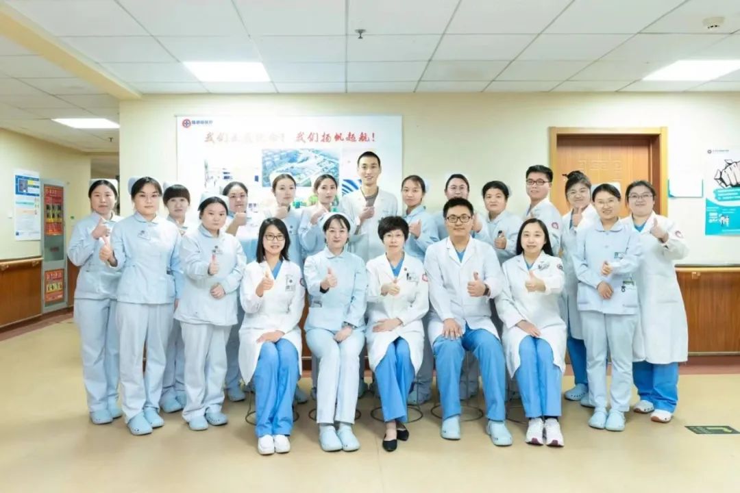 75 岁古稀与 5 岁垂髫的生命等高线：非血缘供者谱就跨代际的人间至暖