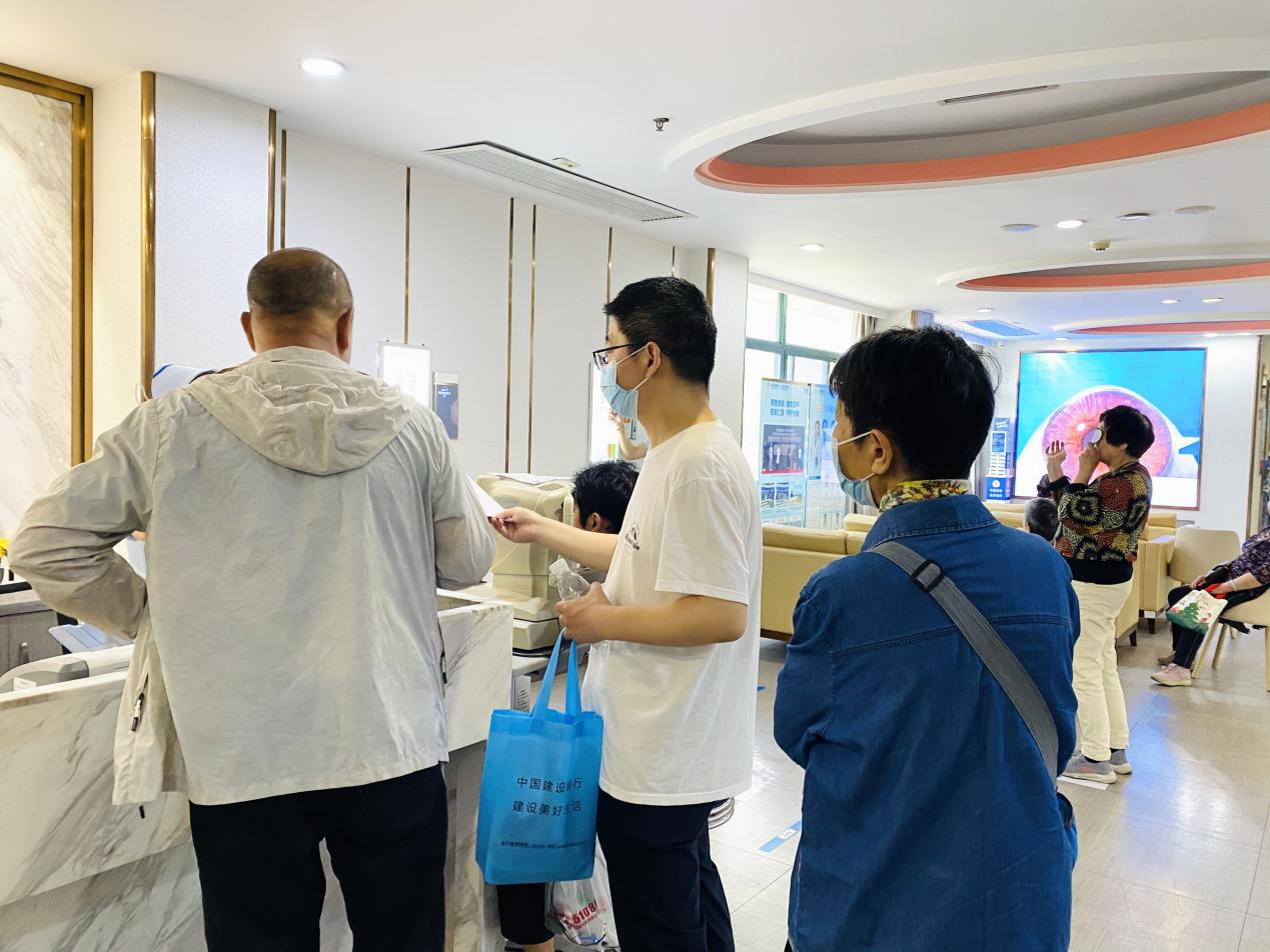 武汉普瑞眼科医院成功举办「明眸四月· 水润双眼」春季护眼活动