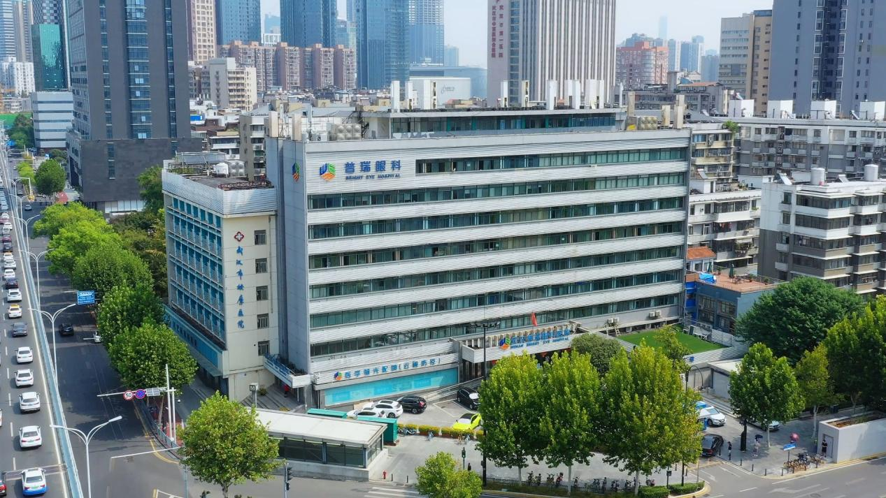 近视手术后还会再近视吗？武汉普瑞眼科关念提醒培养良好用眼习惯