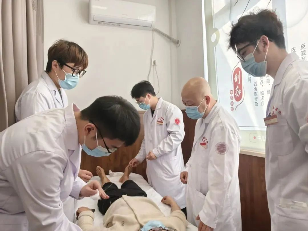 温州苍南：「县管乡用」筑桥梁，「师带徒」模式助力基层医疗升级