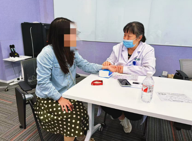 北京华厦民众眼科医院公益赋能，守护互联网职场眼健康