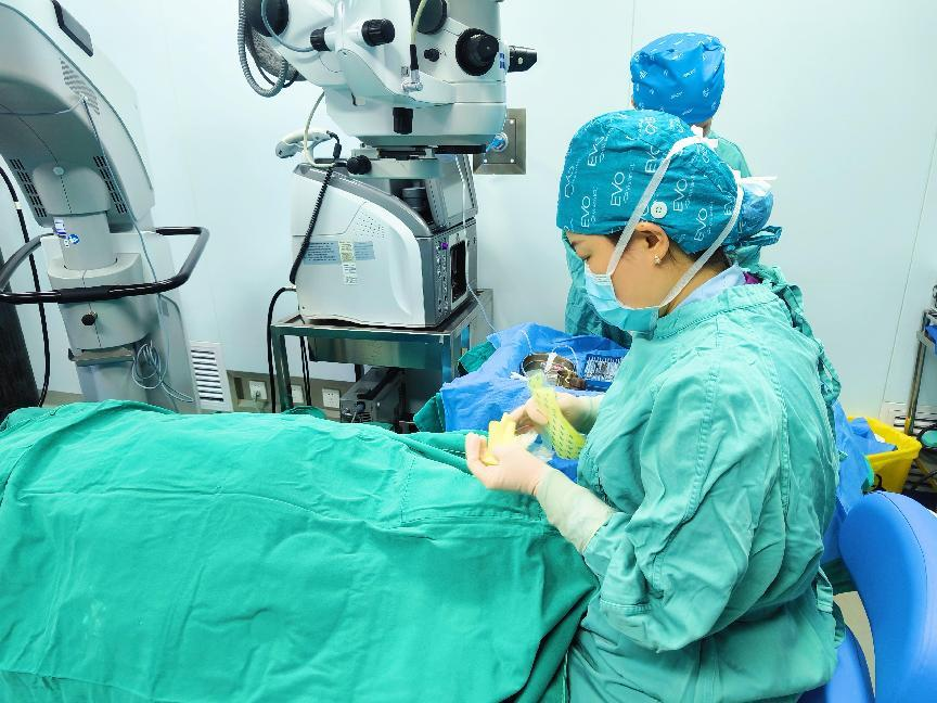 双眼可以同时做不同的近视手术吗?武汉普瑞眼科关念建议不要尝试