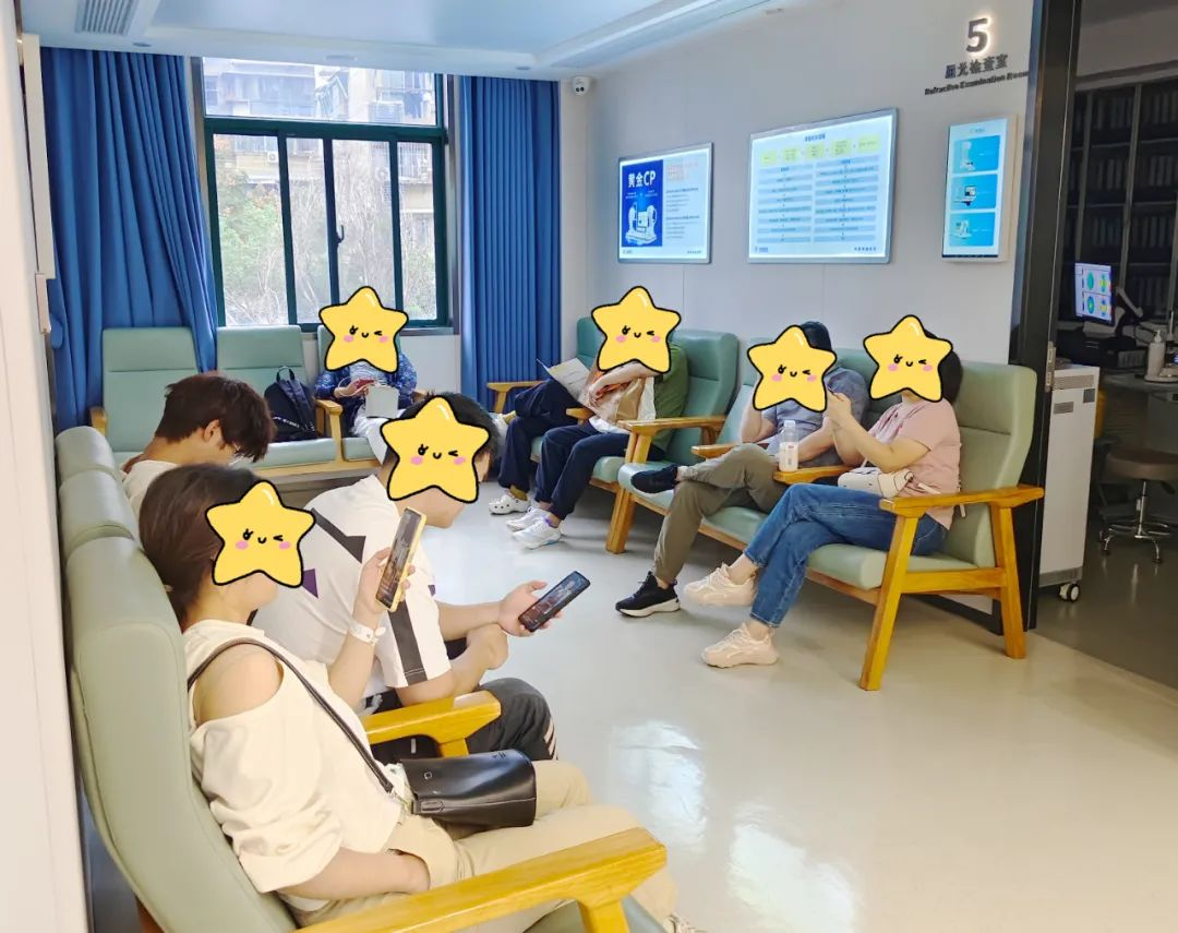 安心摘镜我有谱|武汉普瑞眼科关念给你五一假期摘镜攻略