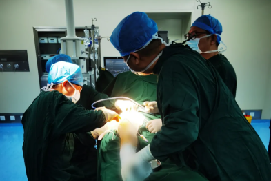 北京健嘉康复医院运动医学康复中心成功完成首例髋关节置换手术