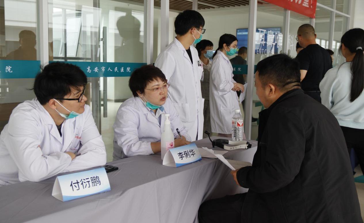 南昌大学二附院耳鼻咽喉头颈外科开展嗓音周大型义诊活动
