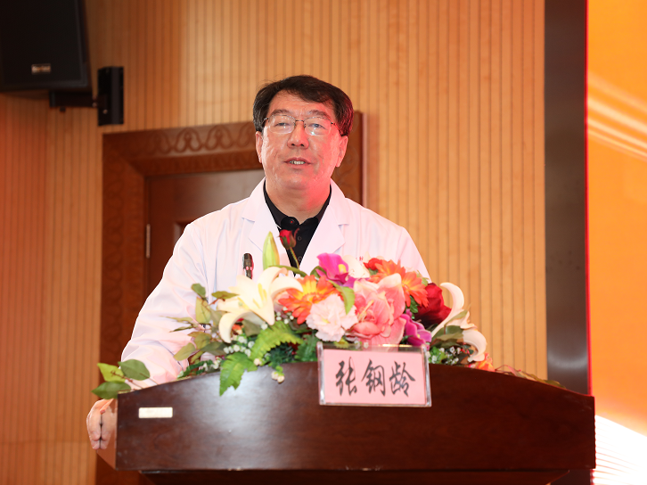 包头市肿瘤医院召开 2025 年「5·12」国际护士节庆祝表彰大会