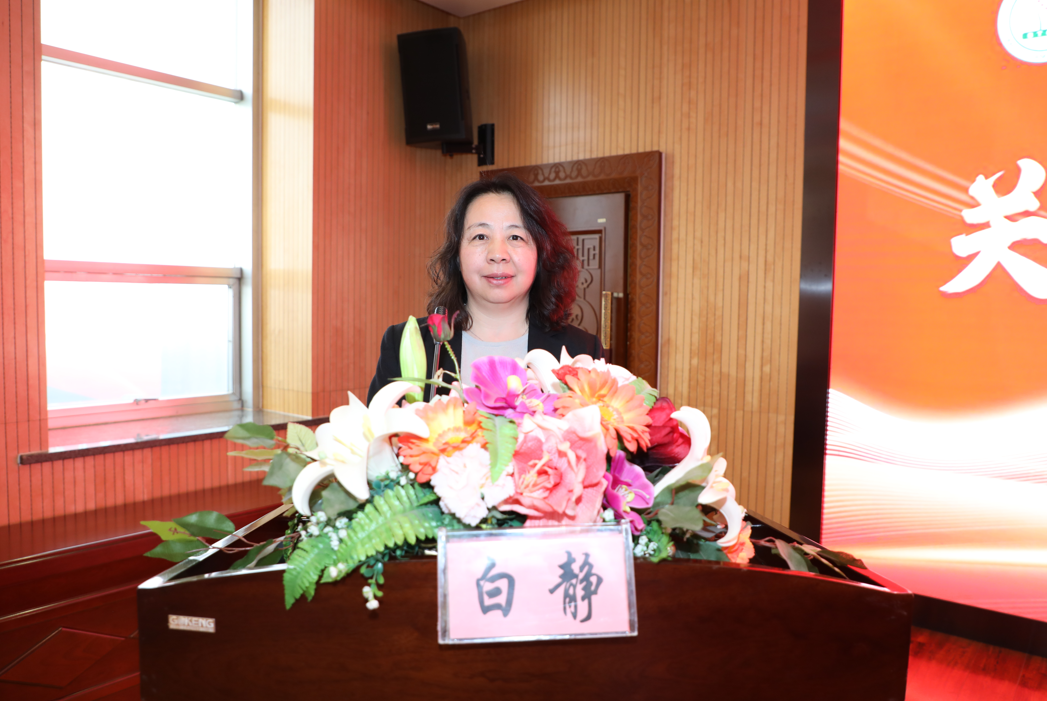 包头市肿瘤医院召开 2025 年「5·12」国际护士节庆祝表彰大会