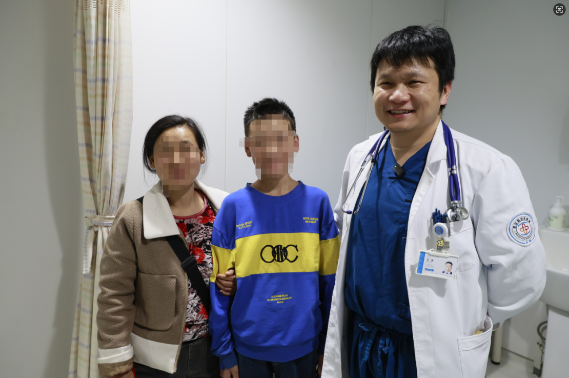 一家三口皆陷「肥心致命局」！医生用一根针破解危机