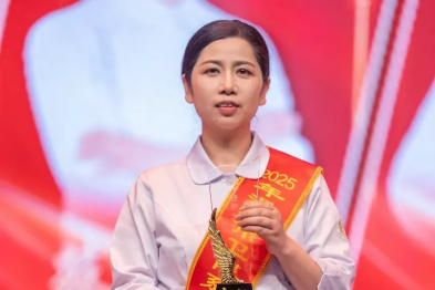 毛斌英：用温暖与专业，书写护理华章