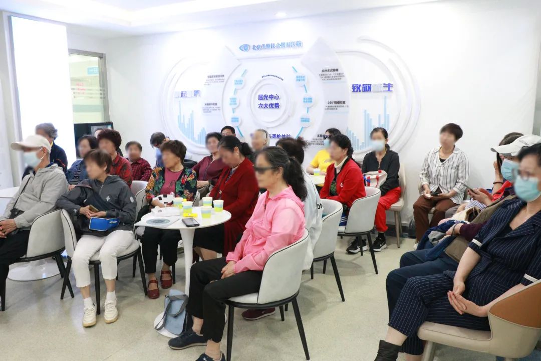 向爱告白，侨见光明——北京华厦民众眼科医院关爱百姓眼健康