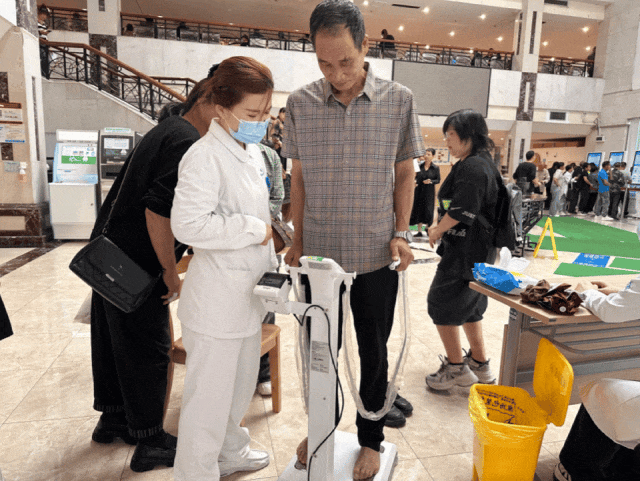 全民营养周 | 人体成分分析、营养师现场支招……这场活动超火爆！