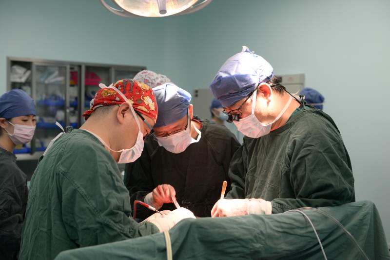 健康存活时间「湖北最长」！心肺联合移植后 7 年后，55 岁曹女士「续写」生命奇迹