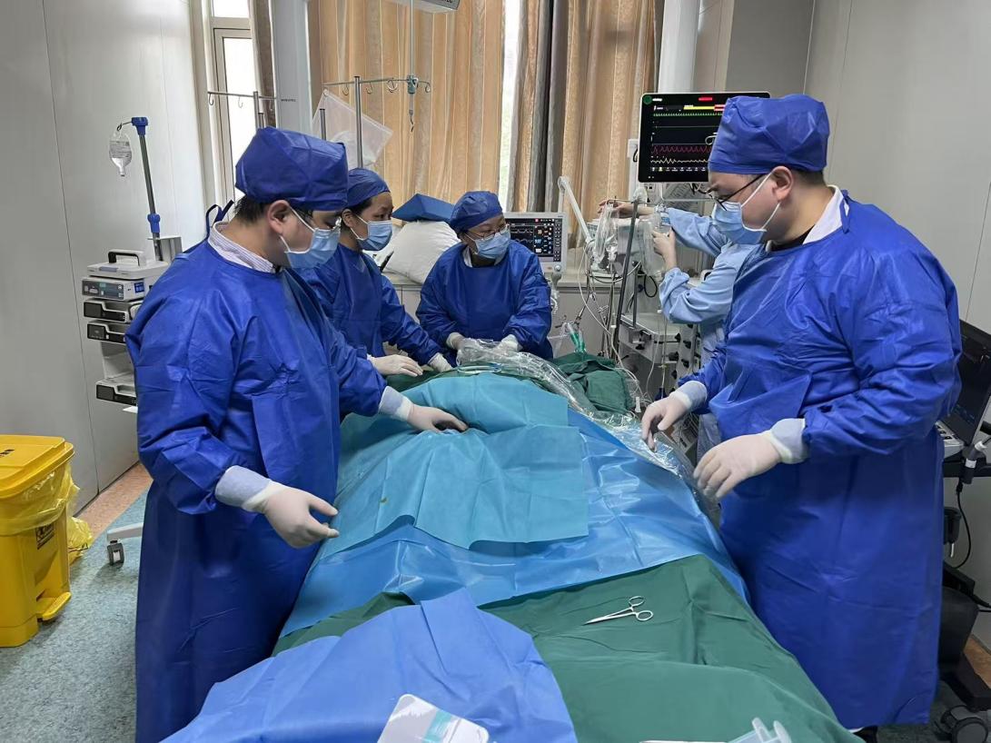 浙赣携手提升重症救治能力：浙大一院专家徐俊驻点南昌大学二附院
