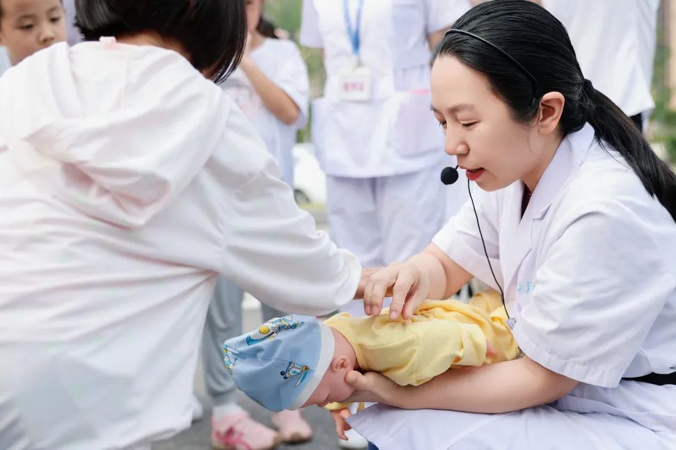 爱在陪伴，乐在其中——长沙江湾妇产医院亲子运动会圆满举办