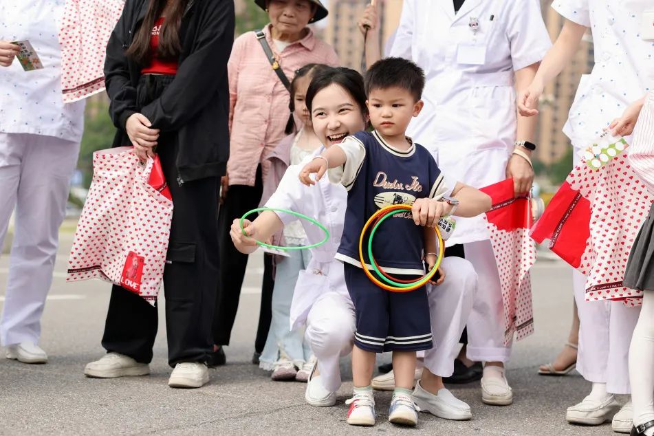 爱在陪伴，乐在其中——长沙江湾妇产医院亲子运动会圆满举办