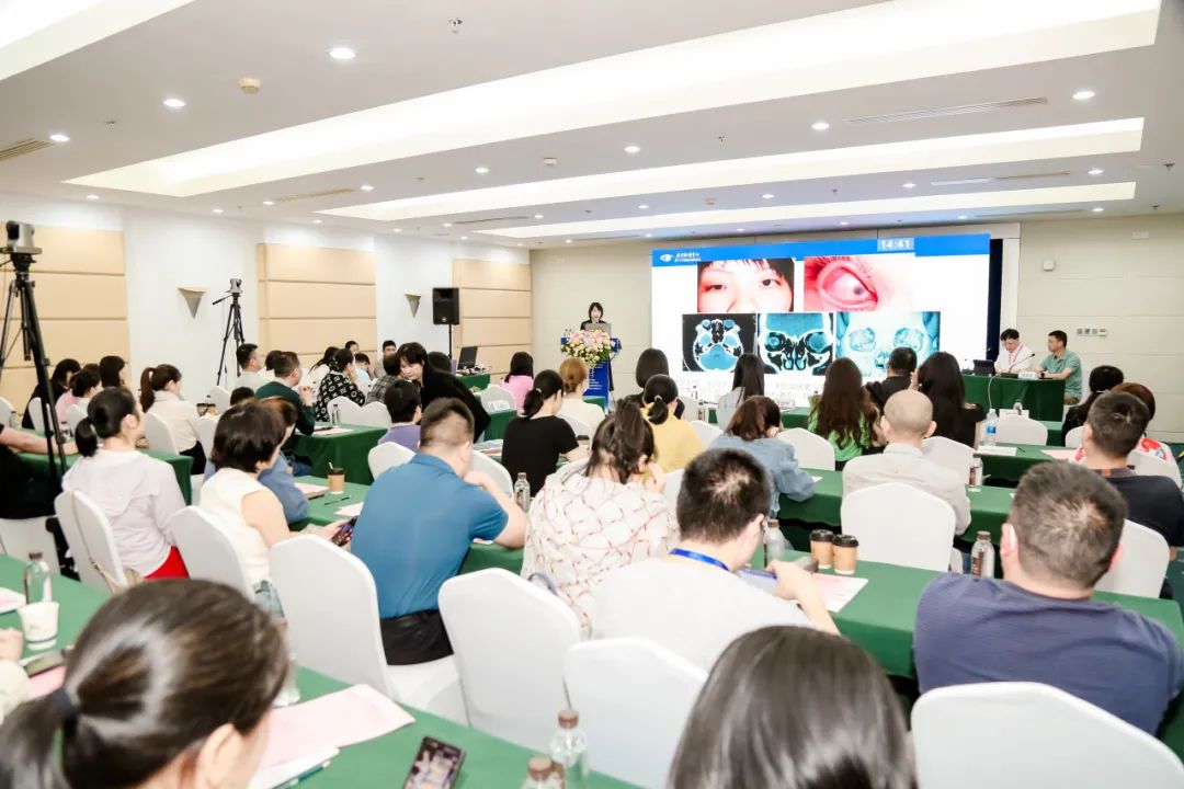 深化眼病诊疗新方案!第 11 届华厦眼科国际论坛圆满落幕