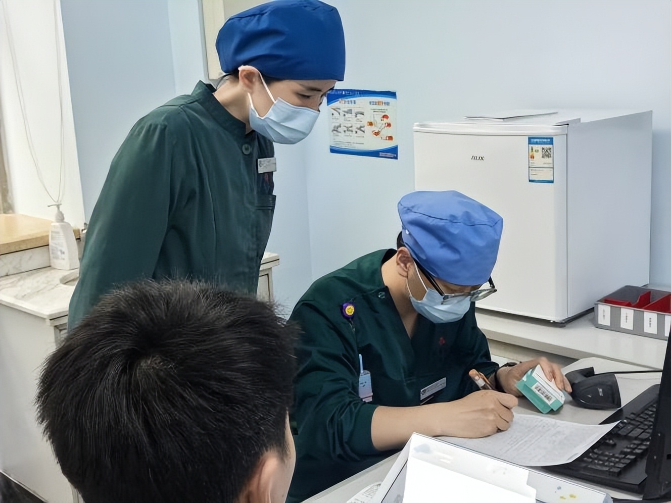 武汉大学人民医院开设「24 小时动物致伤门诊」