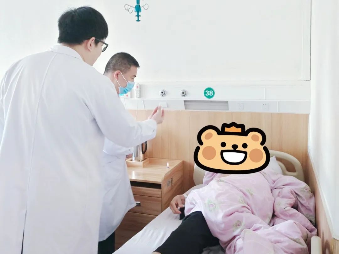 人工晶体植入，助他拨云见日