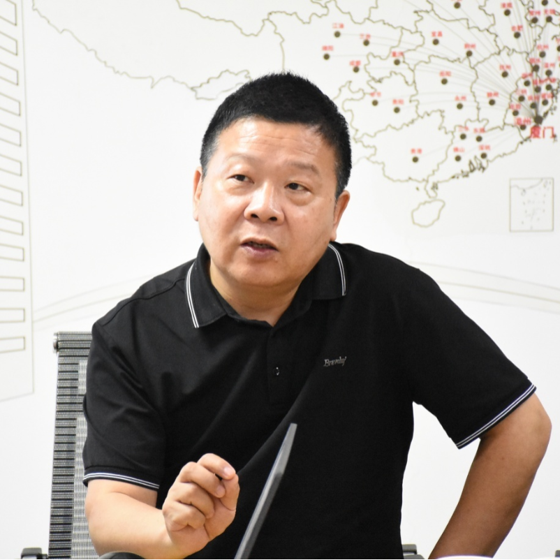 厦门眼科中心漳州眼科医院召开第 30 个全国爱眼日暨「漳州市属学校 2025 年春季学生视力筛查」启动会