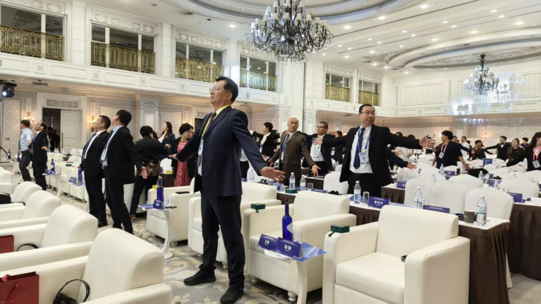 千年丝路载中医 魅力岐黄耀中亚——中国-中亚国际人文旅游首发专列人文旅游交流周活动在阿拉木图精彩启幕