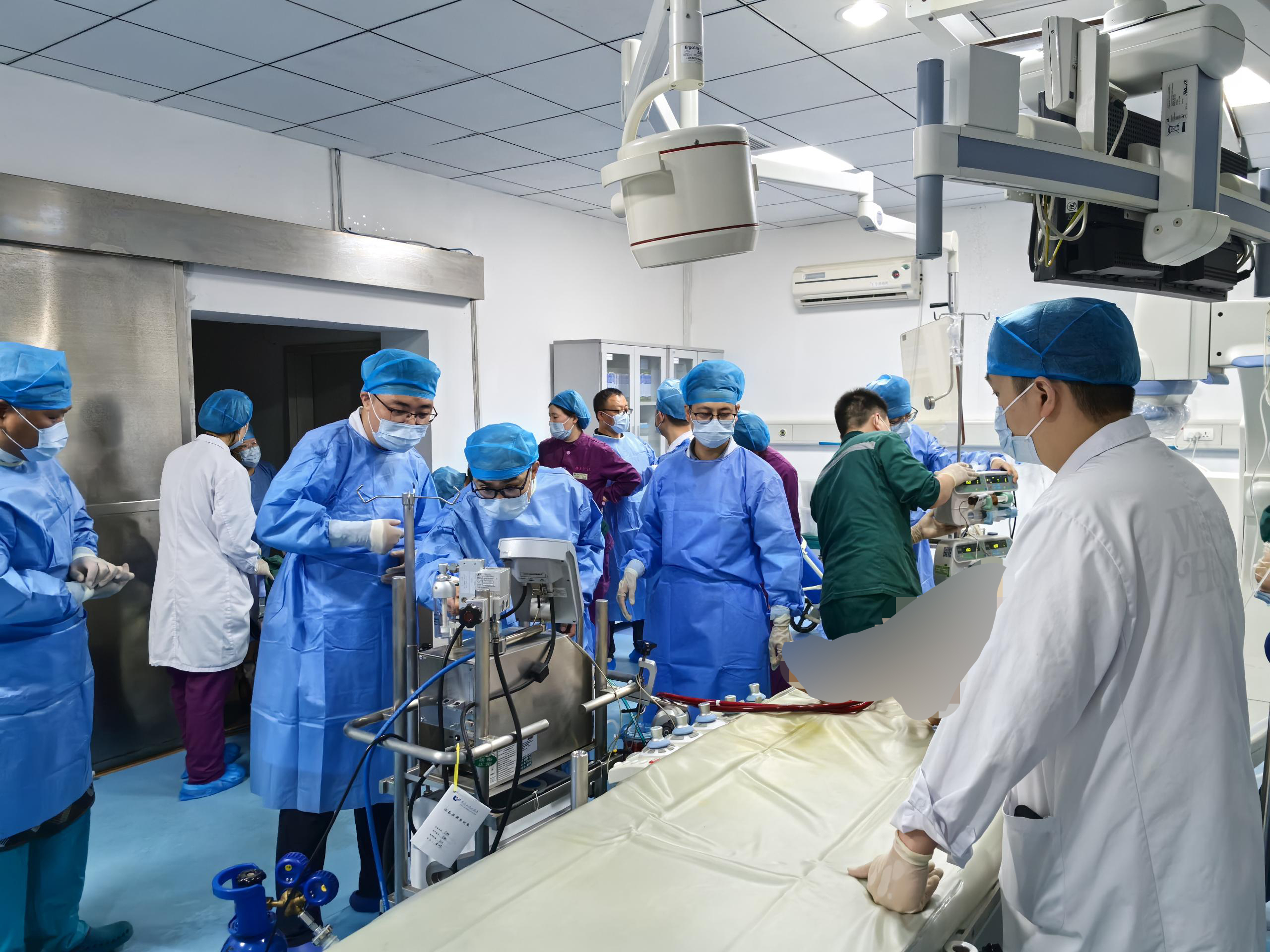 新突破！潜江市中心医院多学科协作成功抢救复杂重症心梗患者