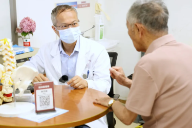 81 岁大爷被 「火烧痛」 折磨数月！带状疱疹治疗还需「对症下药」