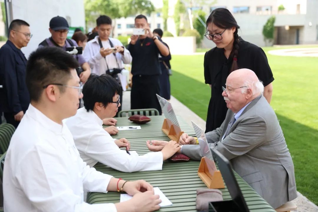 聚焦超声技术 「出圈」，秦皇岛中西医结合医院「外国院士工作室」揭牌