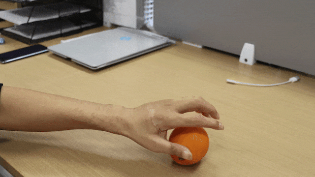 康复进家丨走进脑出血患者的家庭，把专业康复「拆解」成家庭动作