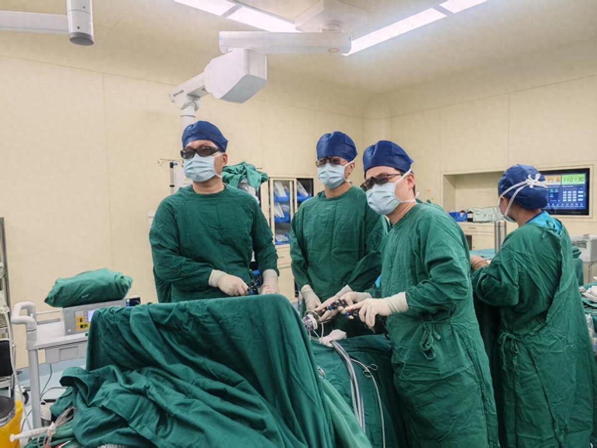 武大人民医院为 76 岁重度慢阻肺患者完成高难度胰腺癌根治术