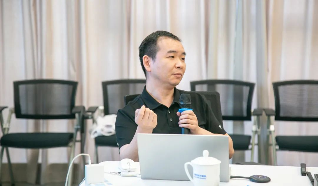 荃心守护 • 2025 合肥京东方医院重症城市论坛圆满举办