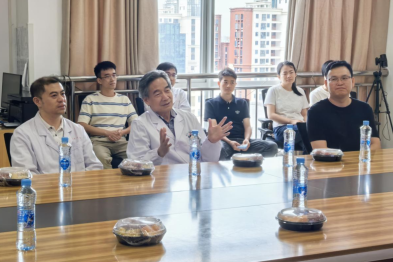 厉有名教授莅临南昌大学二附院消化内科指导学科建设与科研创新工作