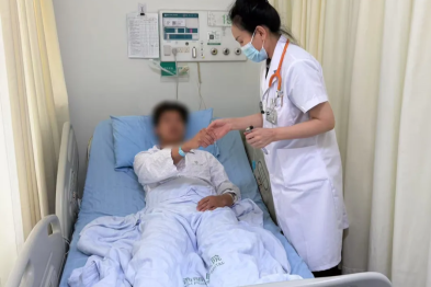 22 岁小伙更衣室突然抽搐昏迷，「凶手」是「自己人」！