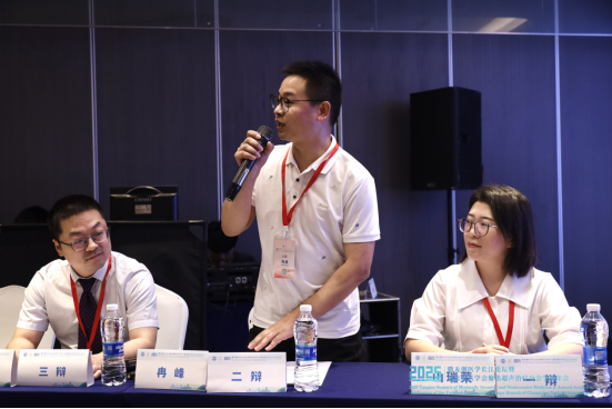 2025 微无创医学长江论坛分会场精彩速递:青年医师论坛及辩论赛