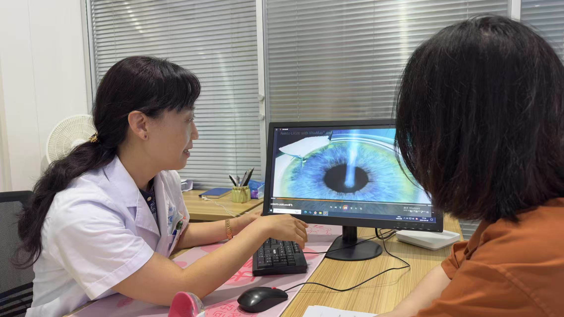 光明使者：以医术筑梦，以仁心照人