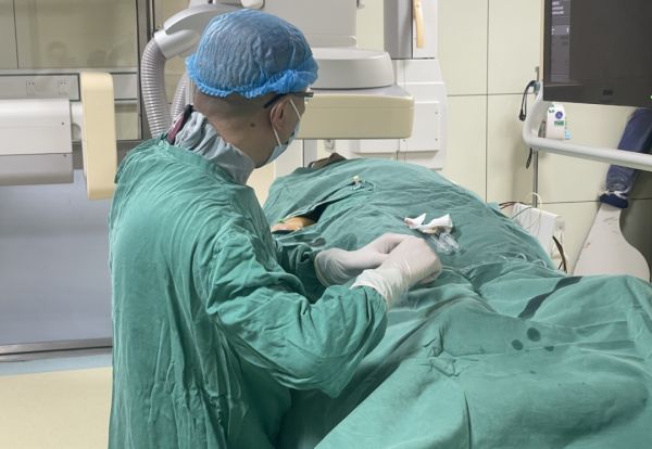 荆门首例！手腕上的 「生命通道」为患者打通 「脑血流」
