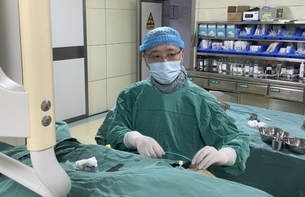 荆门首例！手腕上的 「生命通道」为患者打通 「脑血流」