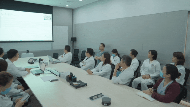 一家医院的 AI 探索：让关怀跑得比疾病更快