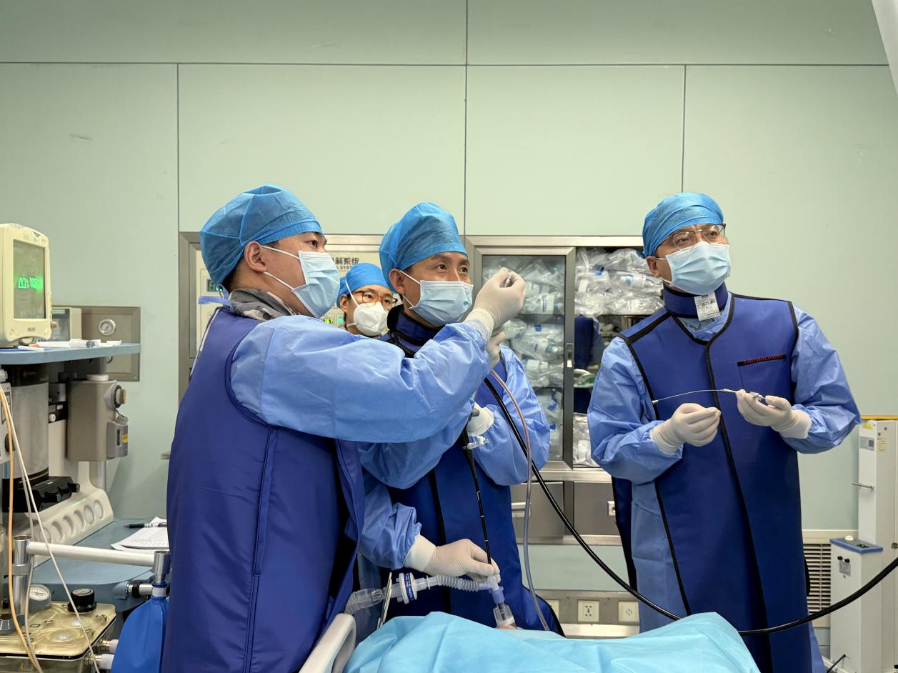 安徽省胸科医院完成医院首例超声气管镜引导下纵隔淋巴结放射性粒子置入术