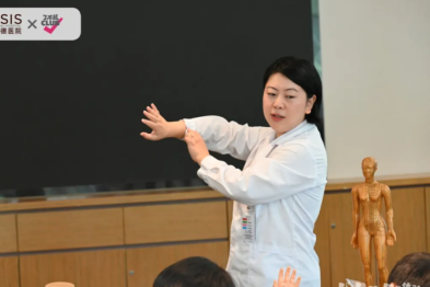 变身小小中药师！北京明德医院暑期职业体验营火热开启