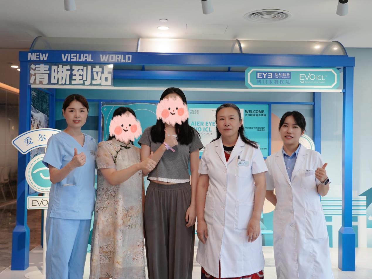 母女共赴清晰新程,摘镜途中的特殊缘分与信任