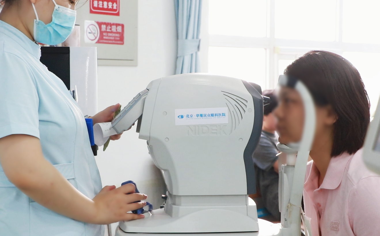 眼科医生定制清晰「视界」的故事